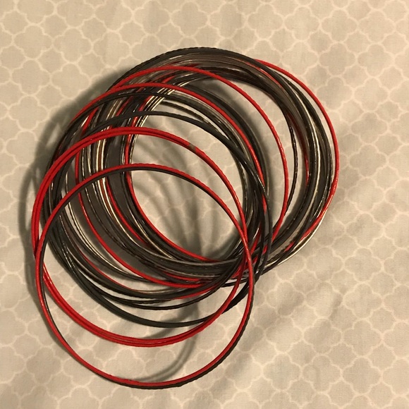 Bangle bracelet stack - Picture 3 of 3